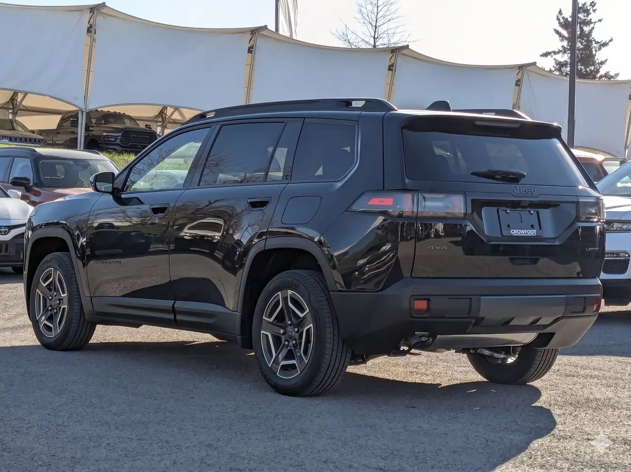 Jeep Cherokee снимка Jeep Cherokee