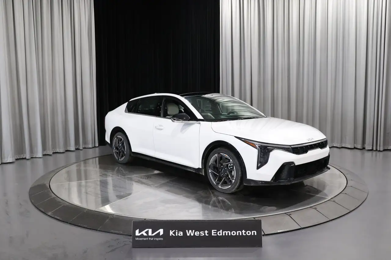 2026 Kia K4