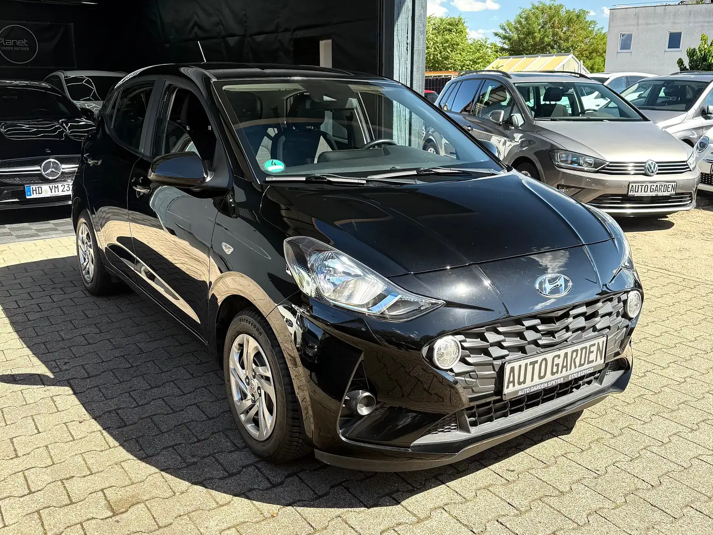 Hyundai i10 Select Schwarz - 1