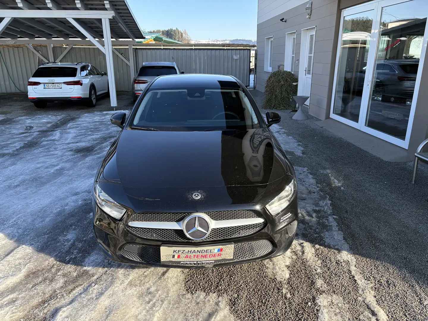 Mercedes-Benz A 160 A 160 *NEUES MODELL*NAVI*RÜCKFAHRK*MBUX*TEMP* Schwarz - 2