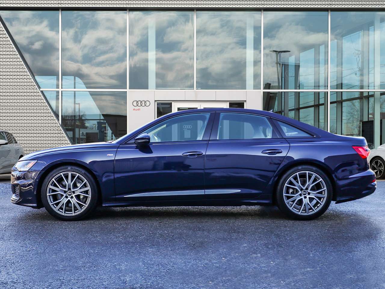 2023 Audi A6 Dynamic Package | Adaptive Air Suspension alt 3