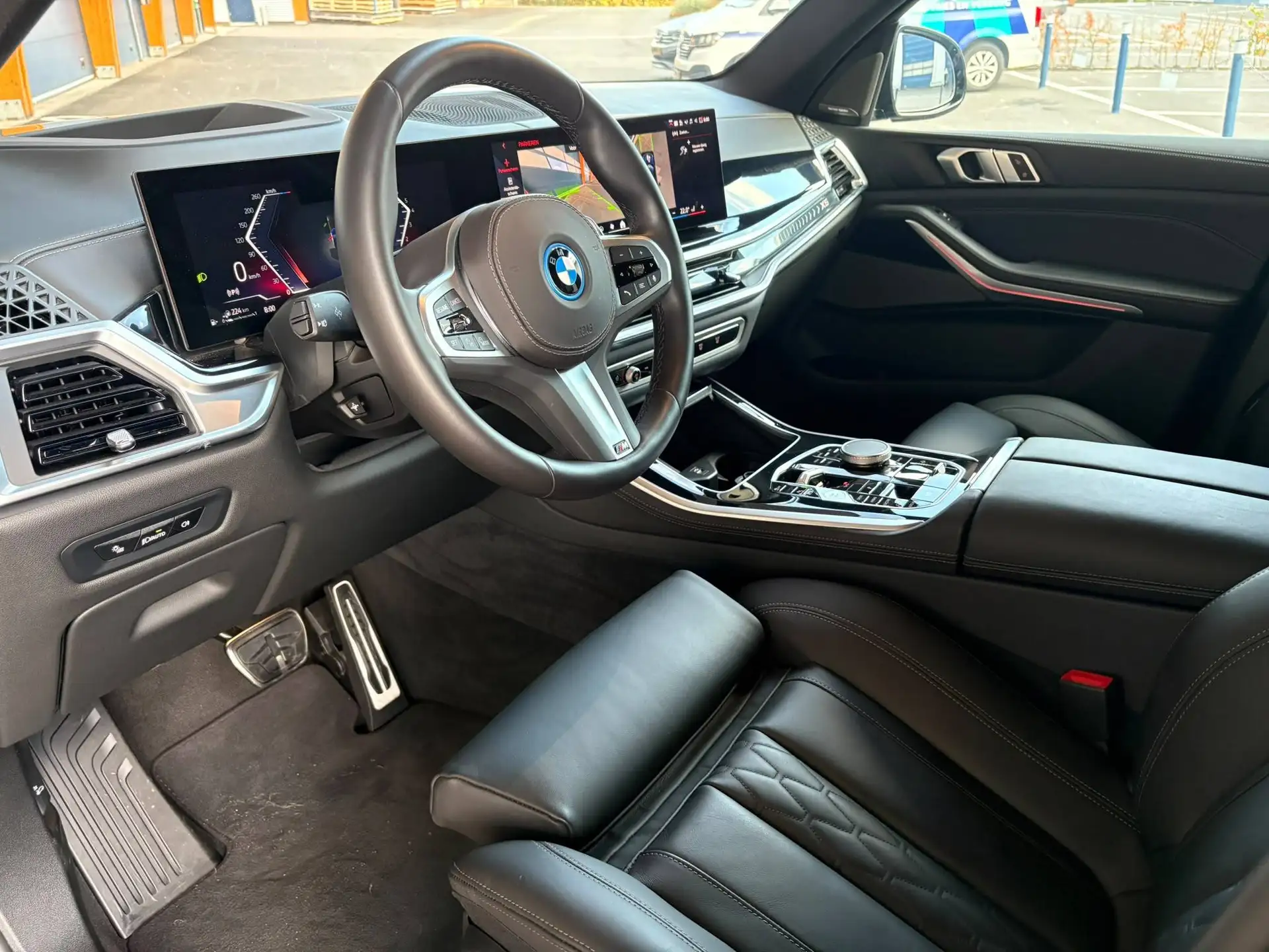 BMW X5 50e 2024 네이비 사진 7