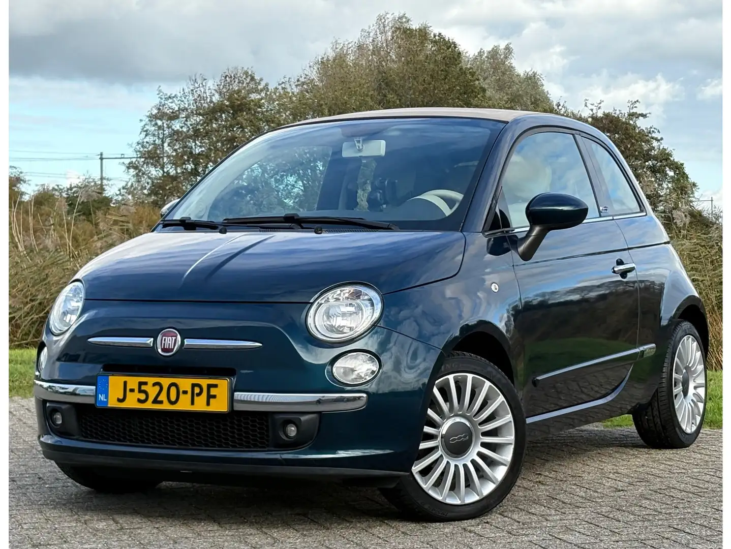 Fiat 500C 1.2 Lounge - Blu Cosmico - Navigatie/Clima/PDC - S Blauw - 2