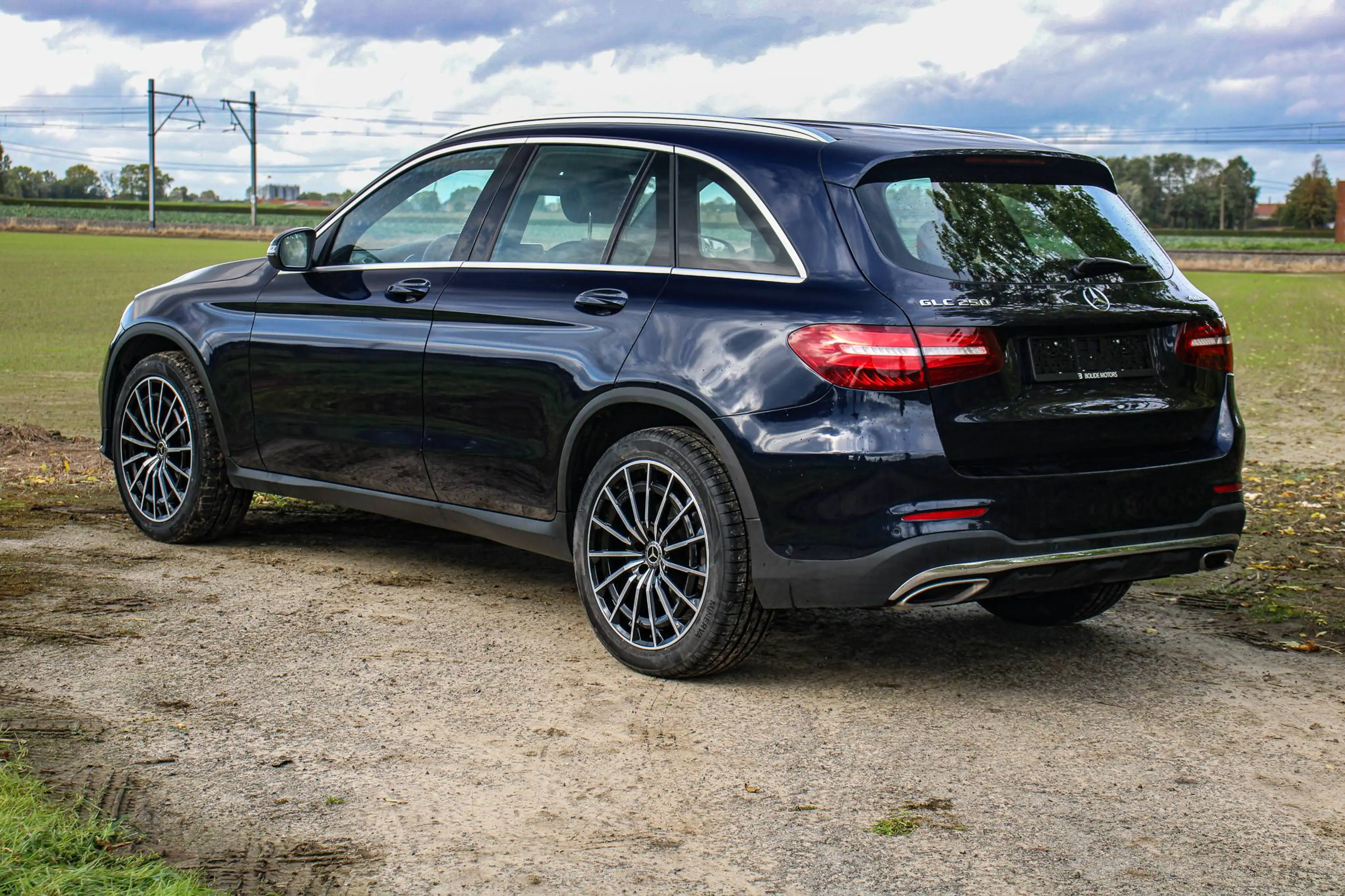 Mercedes-Benz GLC 250 GLC 250 4-Matic AMG LINE *Airmatic *Camera — photo 4