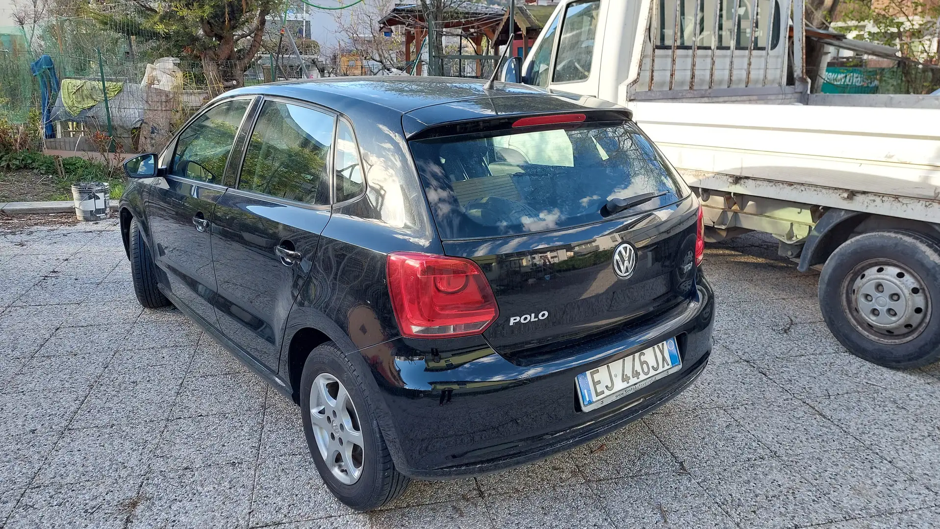 Volkswagen Polo Berlina 5p, diesel, 1.0 Tdi Nero - 2