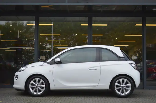 Opel Adam view 7