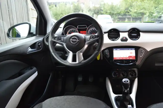 Opel Adam view 4
