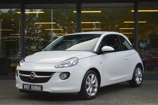 Opel Adam view 2