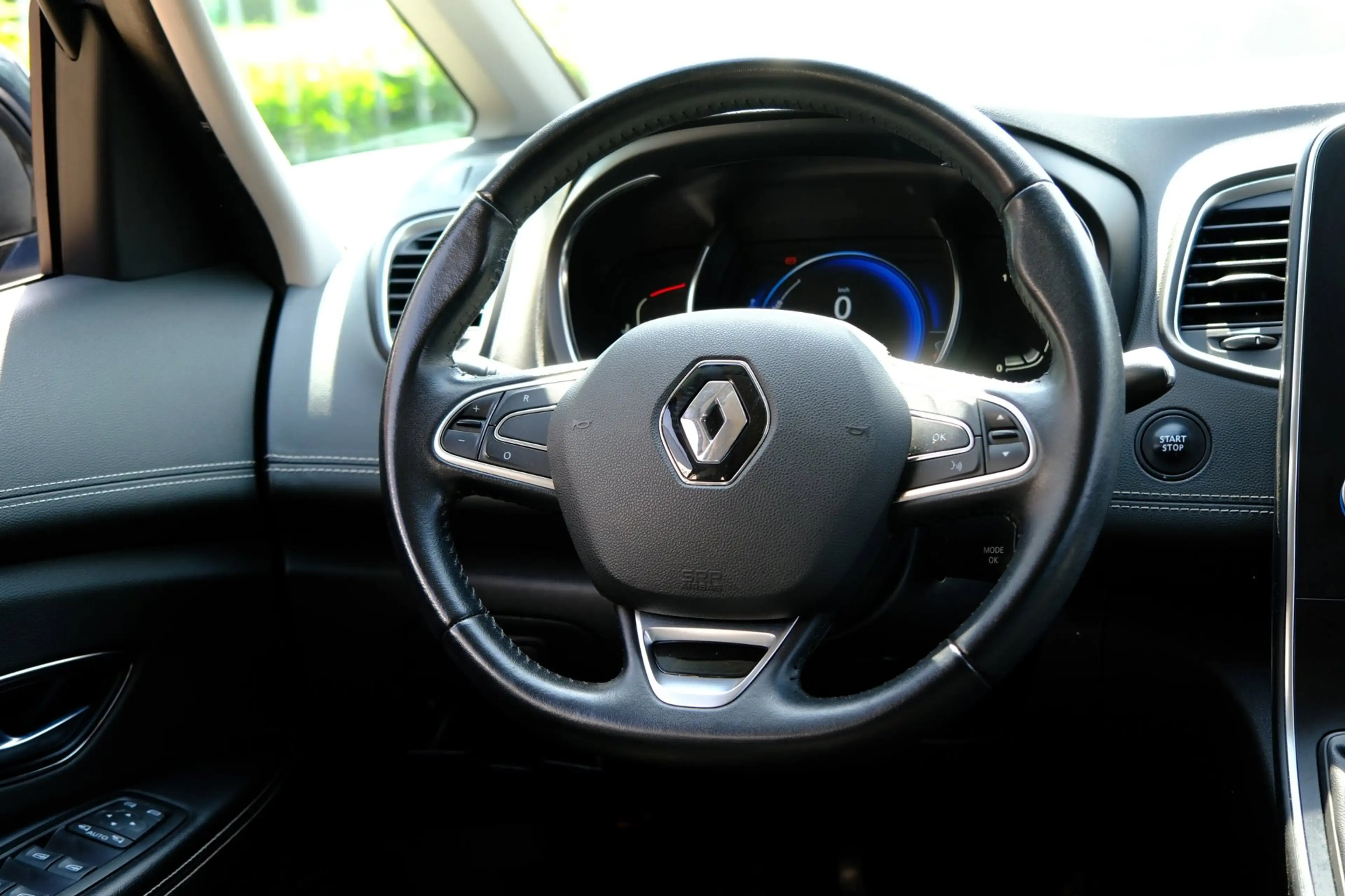 Renault Grand Scenic 1.2 TCe Intens Navi|Half Leder|ParkAssist|Cam — photo 6