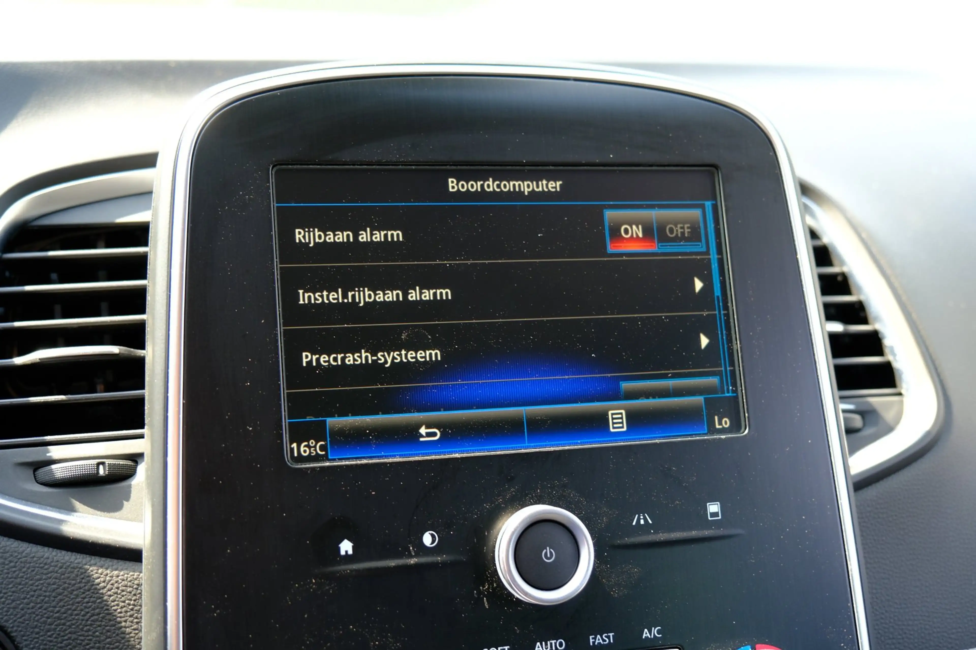Renault Grand Scenic 1.2 TCe Intens Navi|Half Leder|ParkAssist|Cam — photo 17