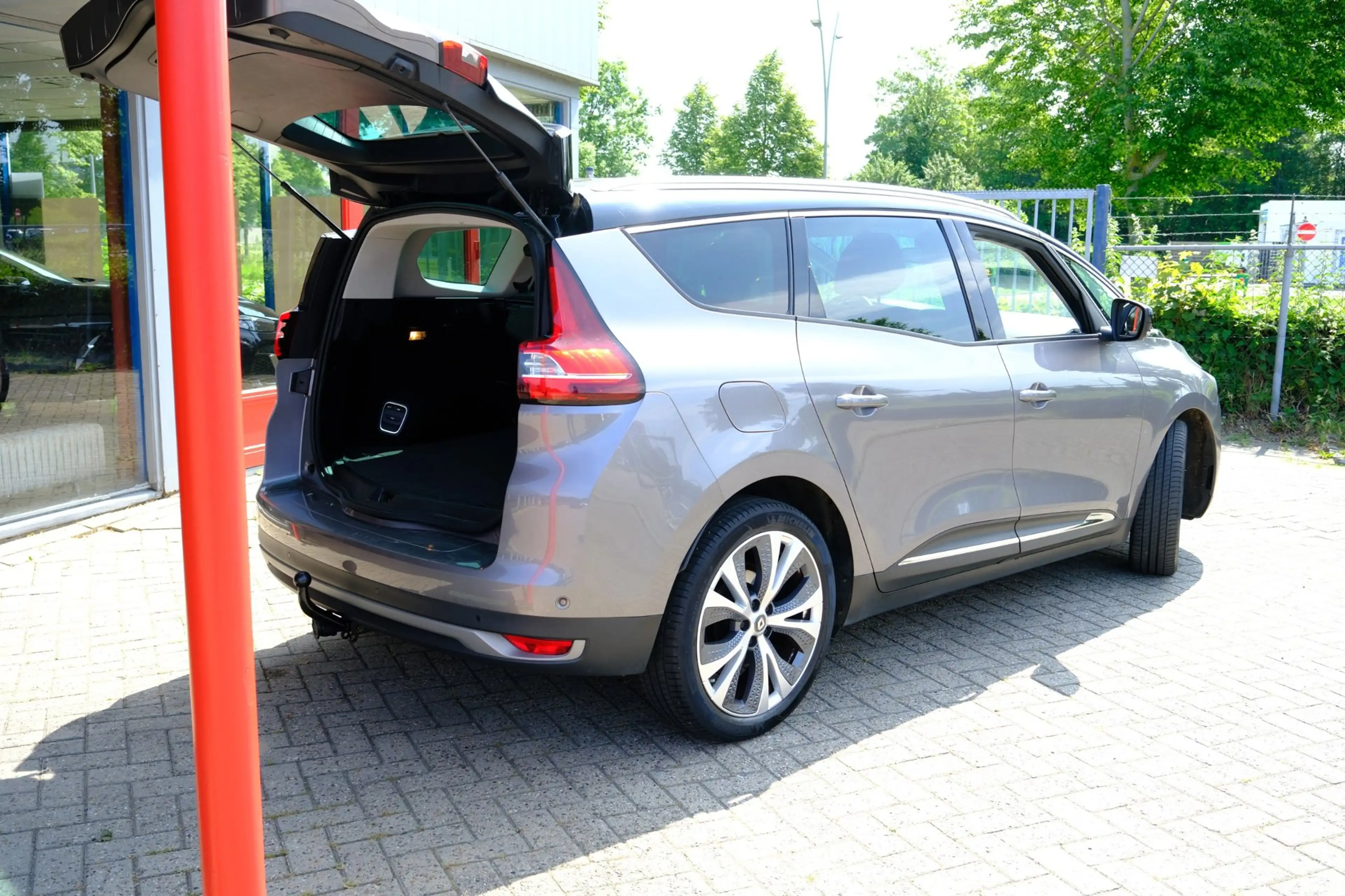 Renault Grand Scenic 1.2 TCe Intens Navi|Half Leder|ParkAssist|Cam — photo 10