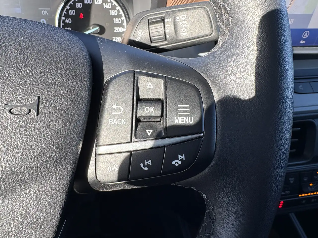 Ford Maverick снимка Ford Maverick