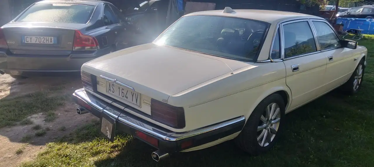 Jaguar XJ, foto 10