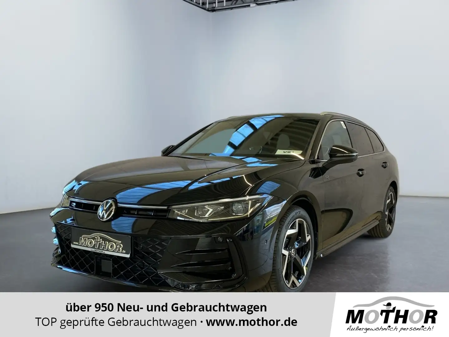 Volkswagen Passat Variant 2.0 TDI R-Line IQ.LIGHT Park Assi Noir - 1