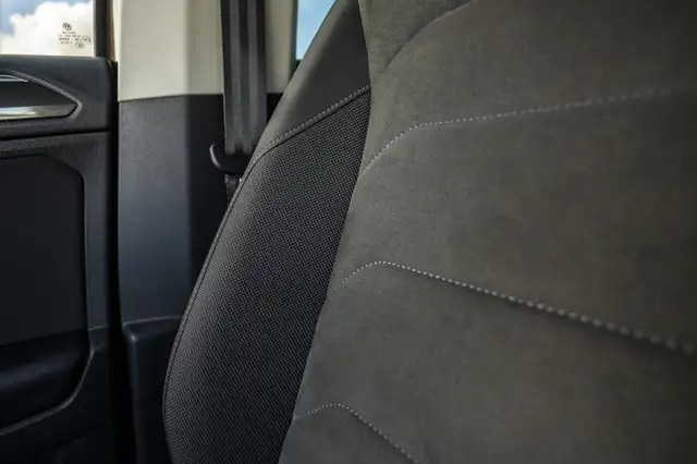 Volkswagen Tiguan view 13