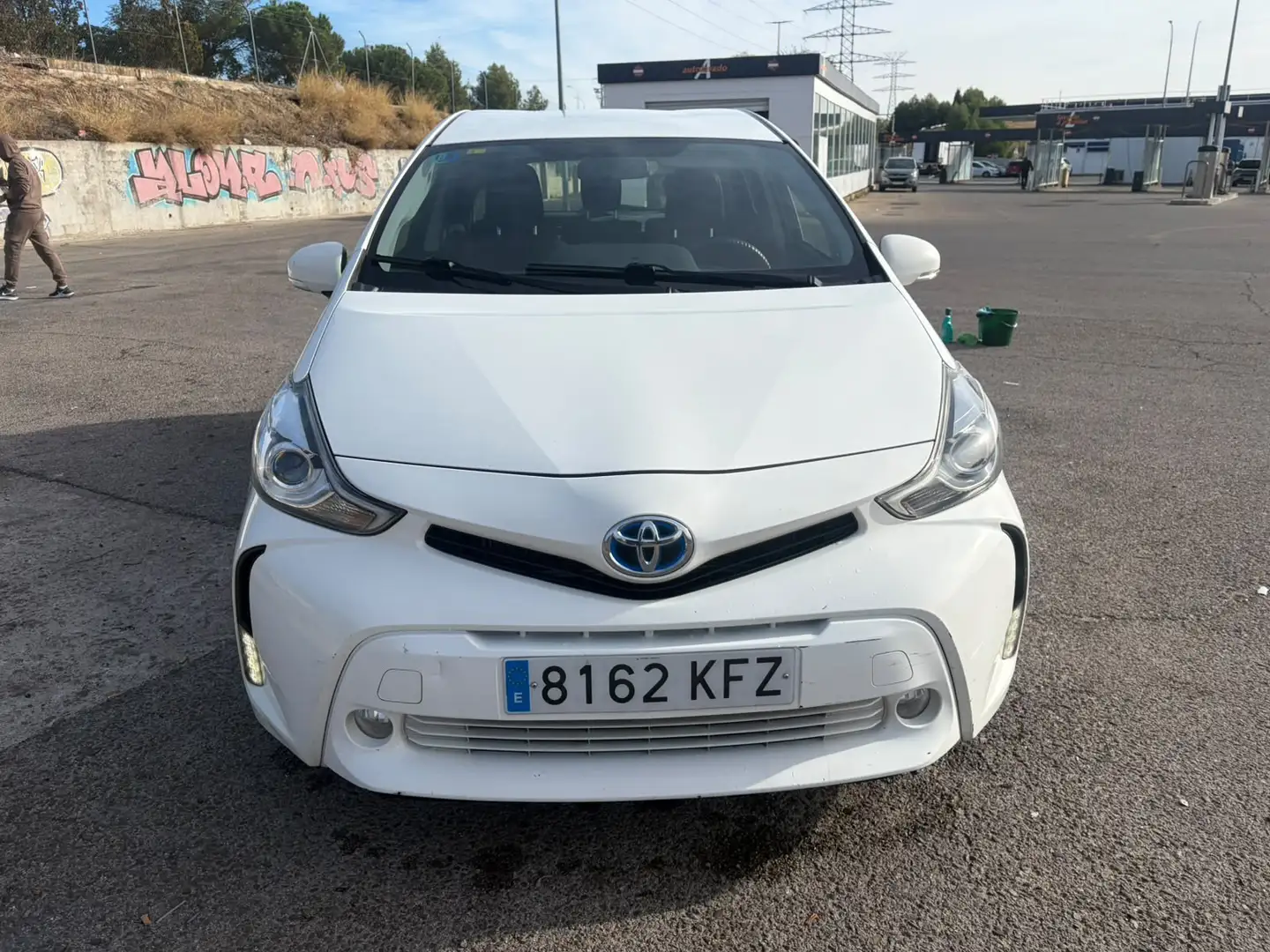 Toyota Prius+ - 1