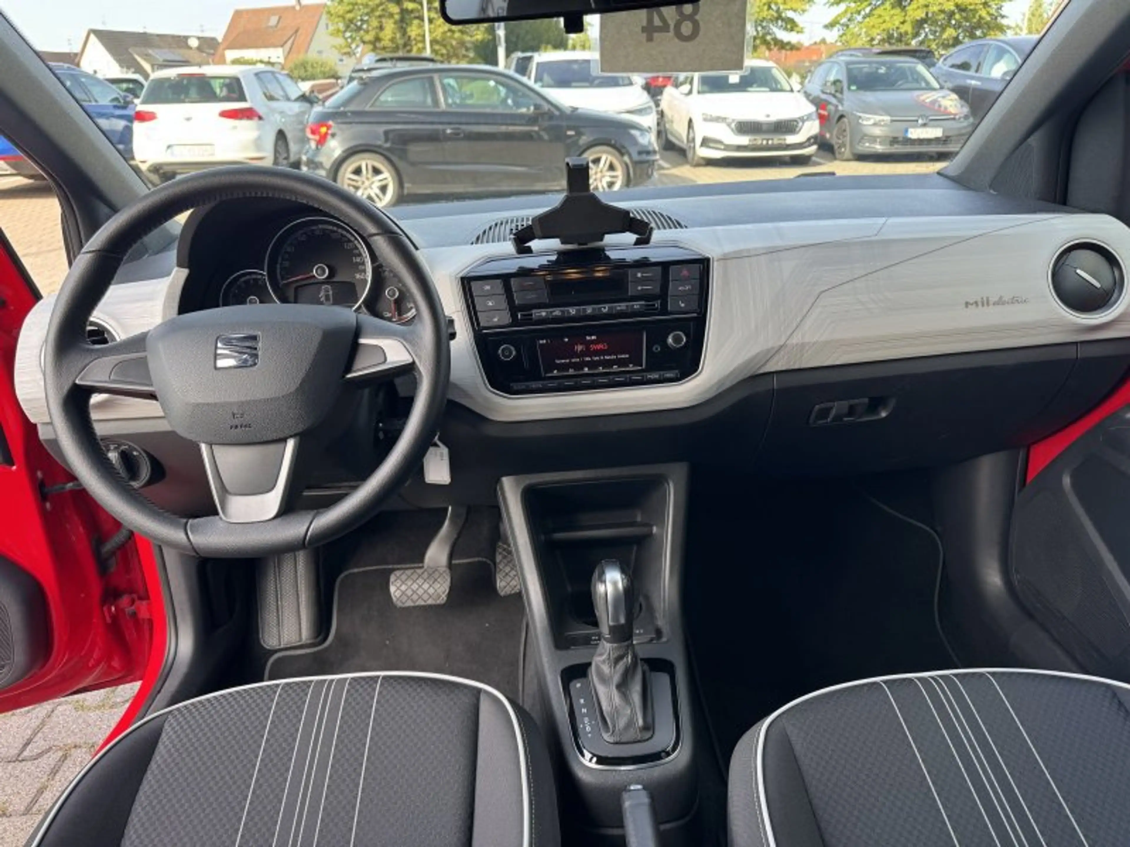 SEAT Mii electric Plus CCS Tempomat Sitzheizung Parktronic — photo 14