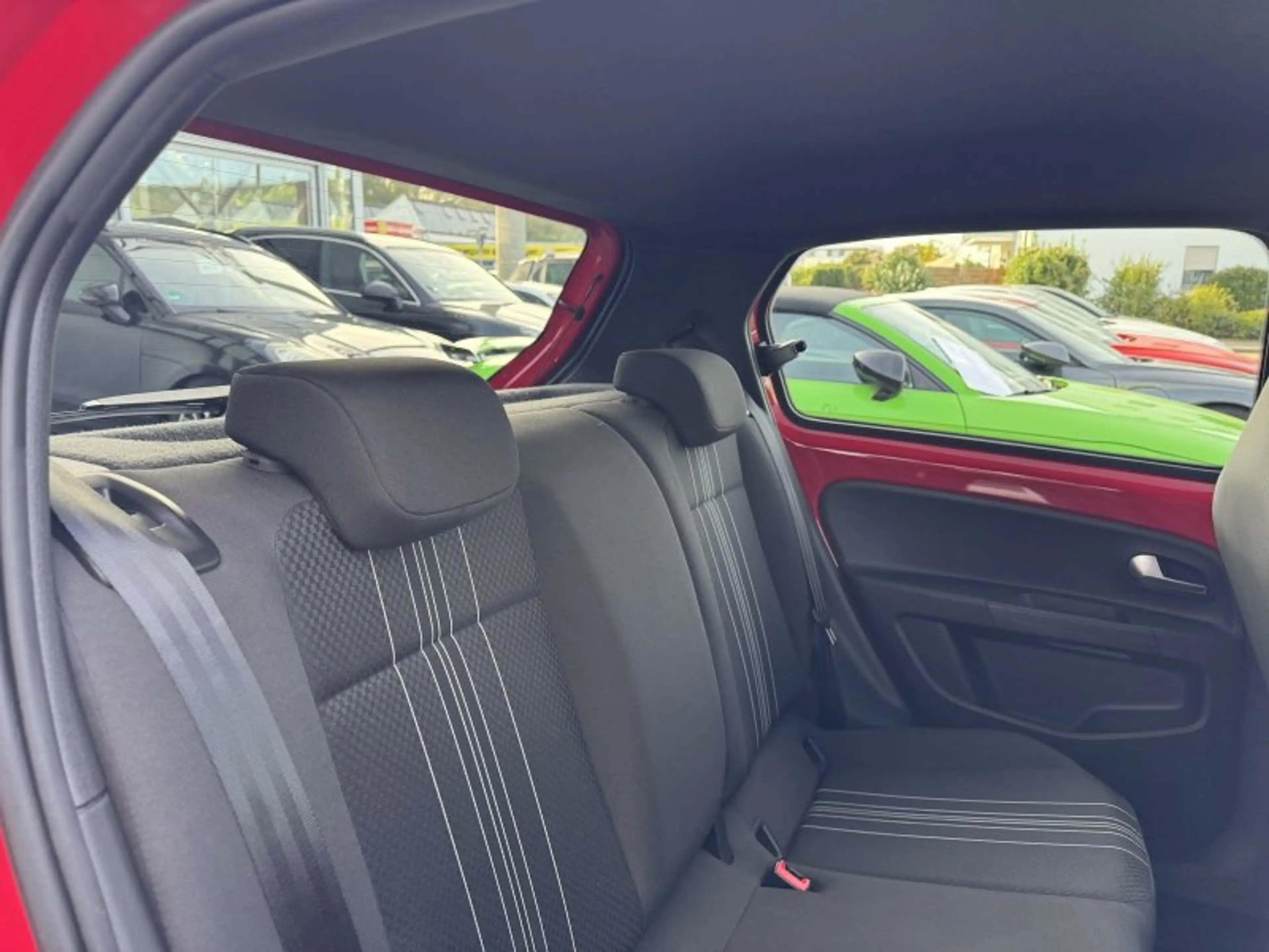 SEAT Mii electric Plus CCS Tempomat Sitzheizung Parktronic — photo 15