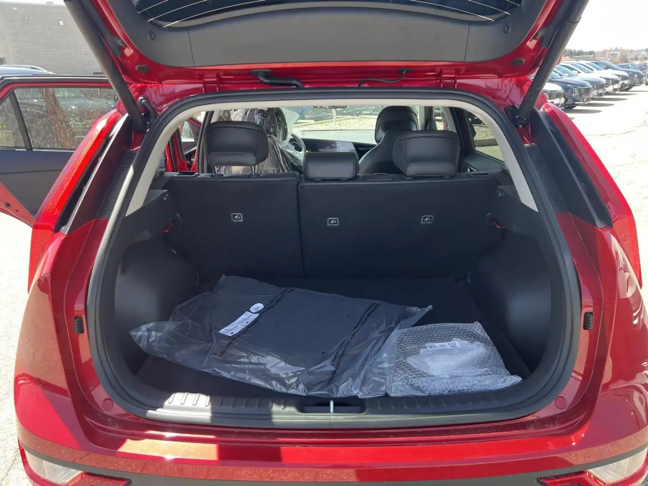 Kia Niro снимка Kia Niro
