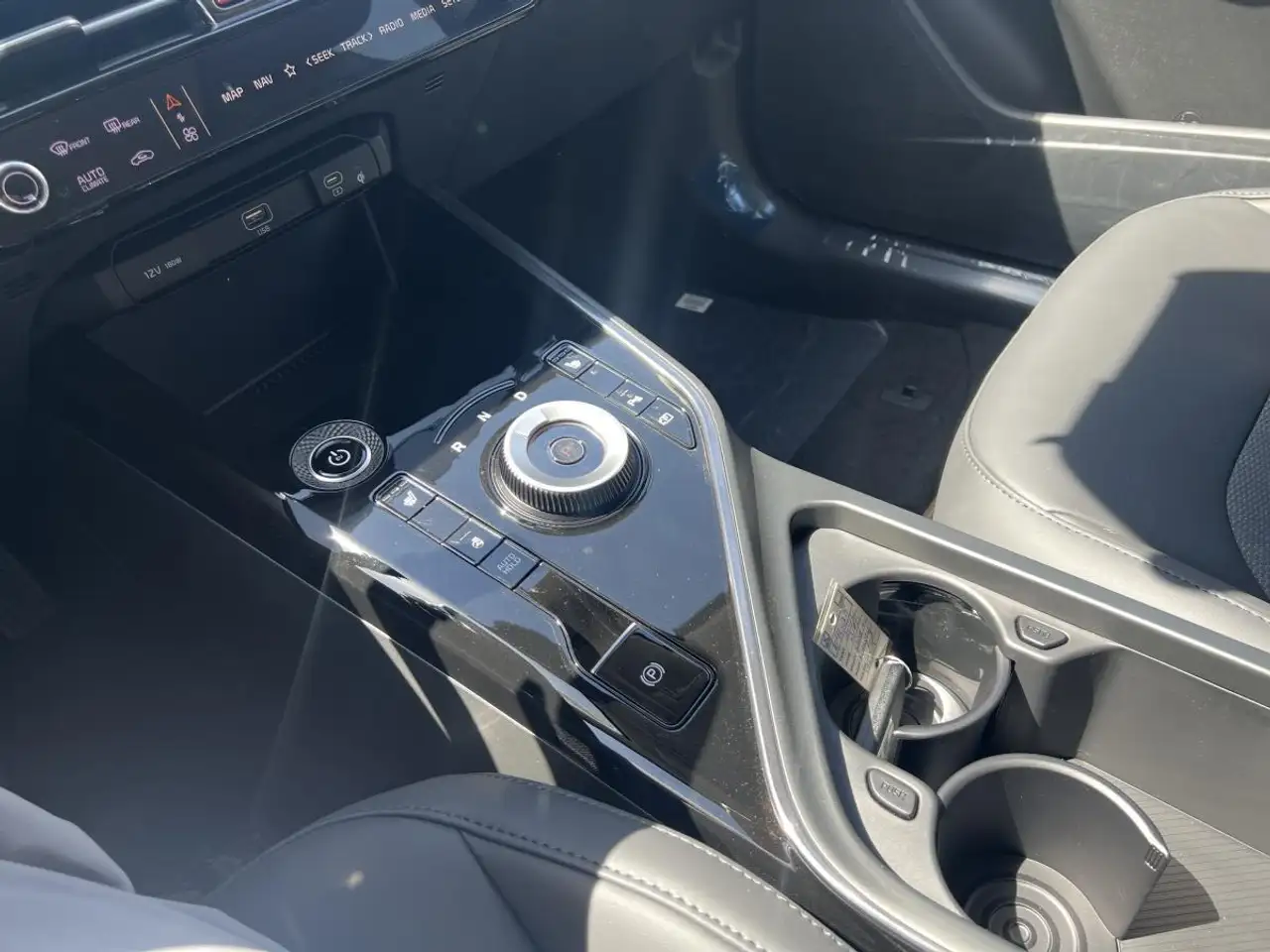 Kia Niro снимка Kia Niro