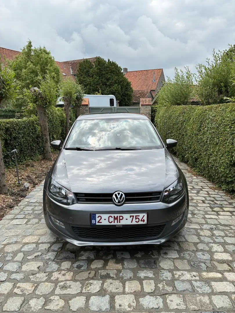 Volkswagen Polo 1.2 Trendline Grijs - 1