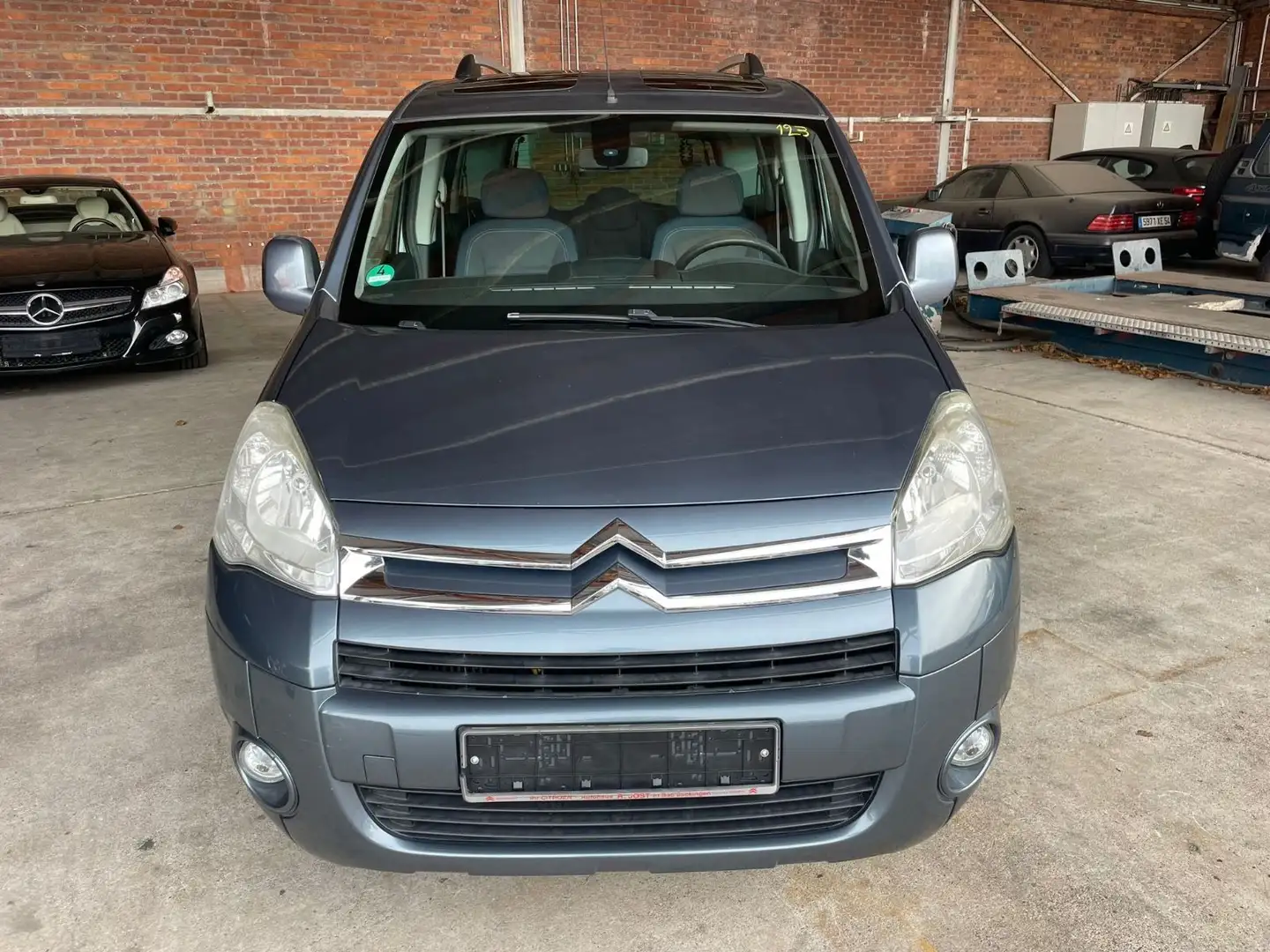 Citroen Berlingo Kombi Multispace/PANORAMA/ Grau - 2