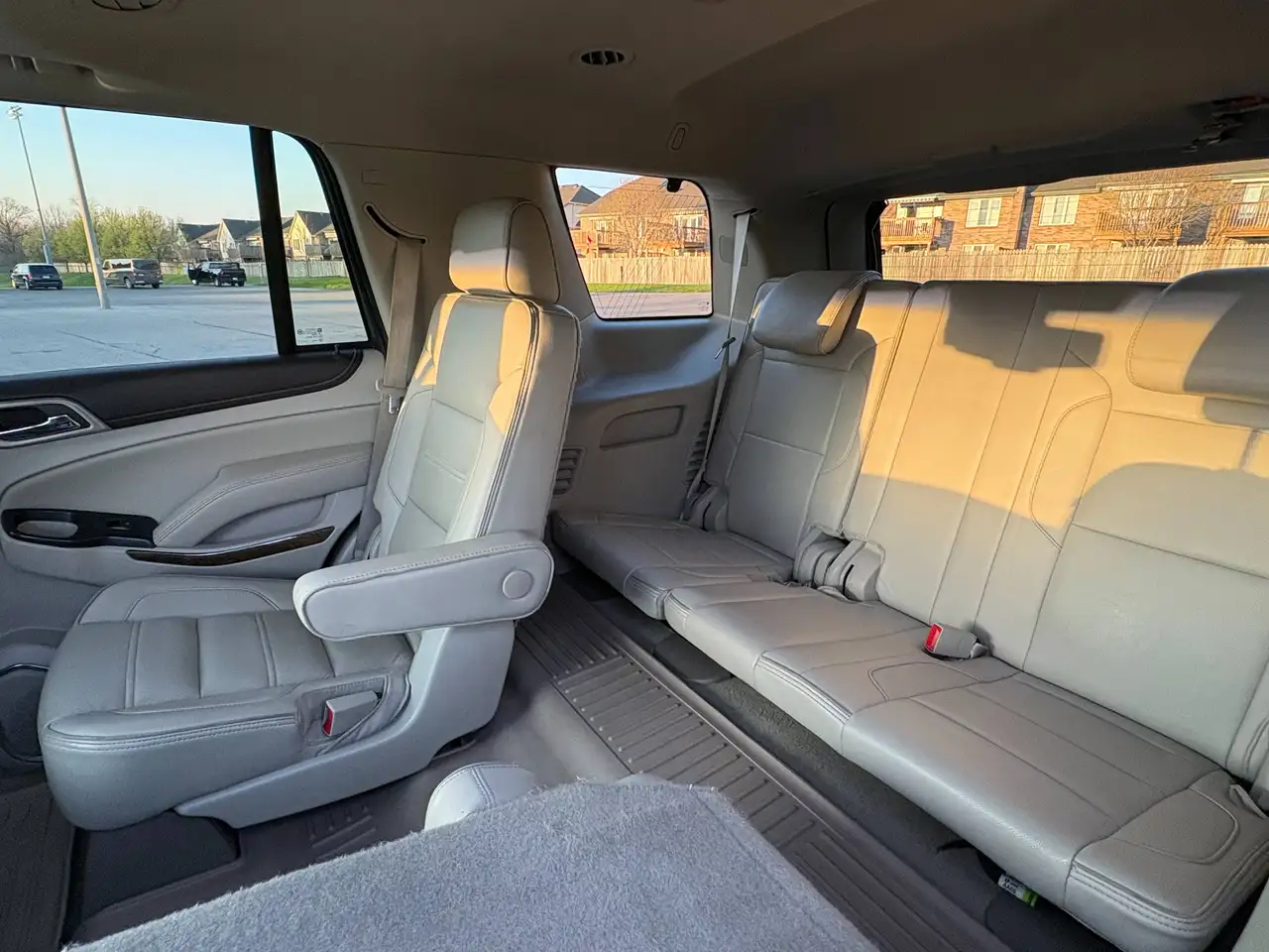 GMC Yukon снимка GMC Yukon