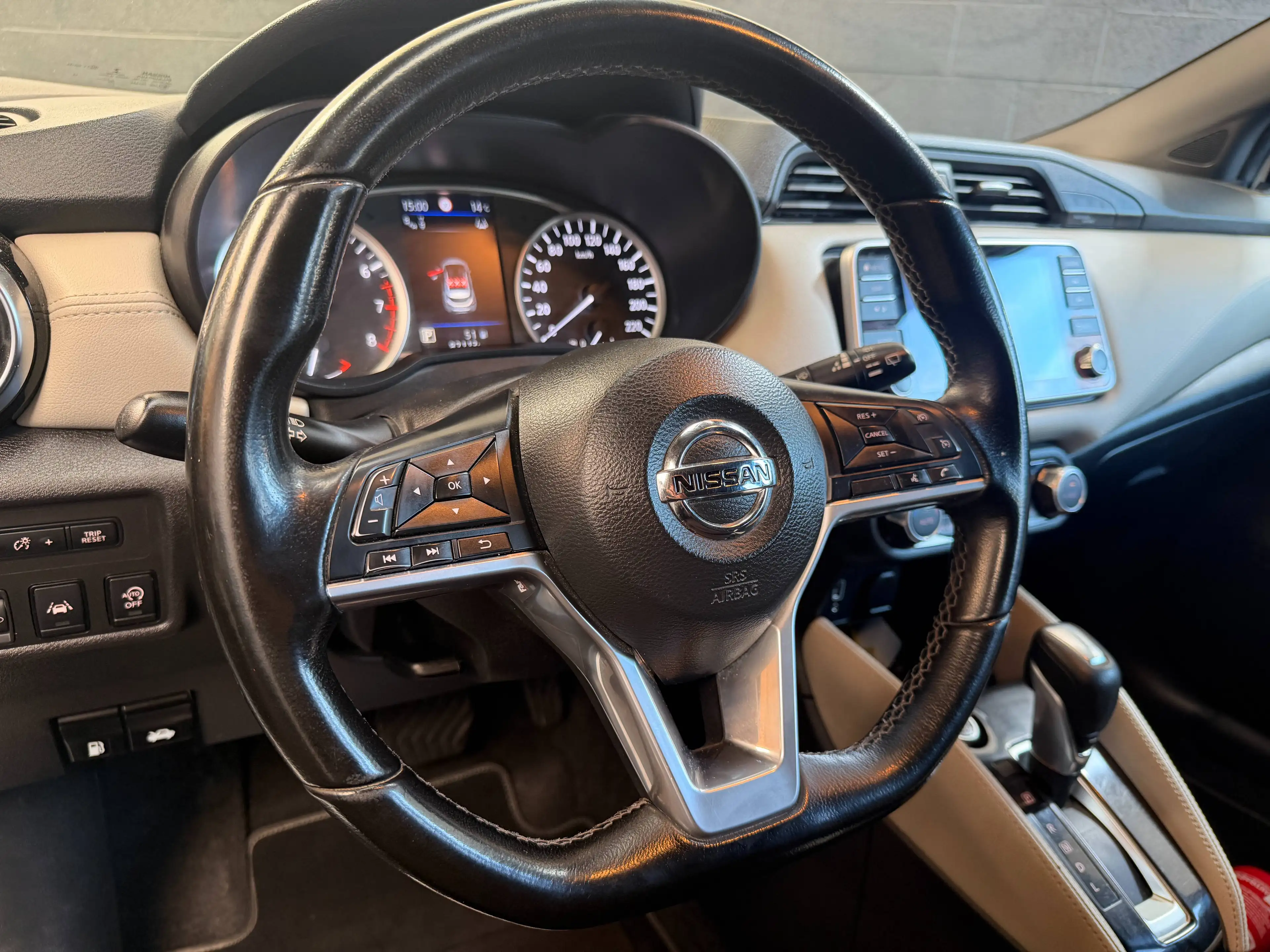Nissan Micra Micra 1.0 IG-T Business Xtronic — photo 11