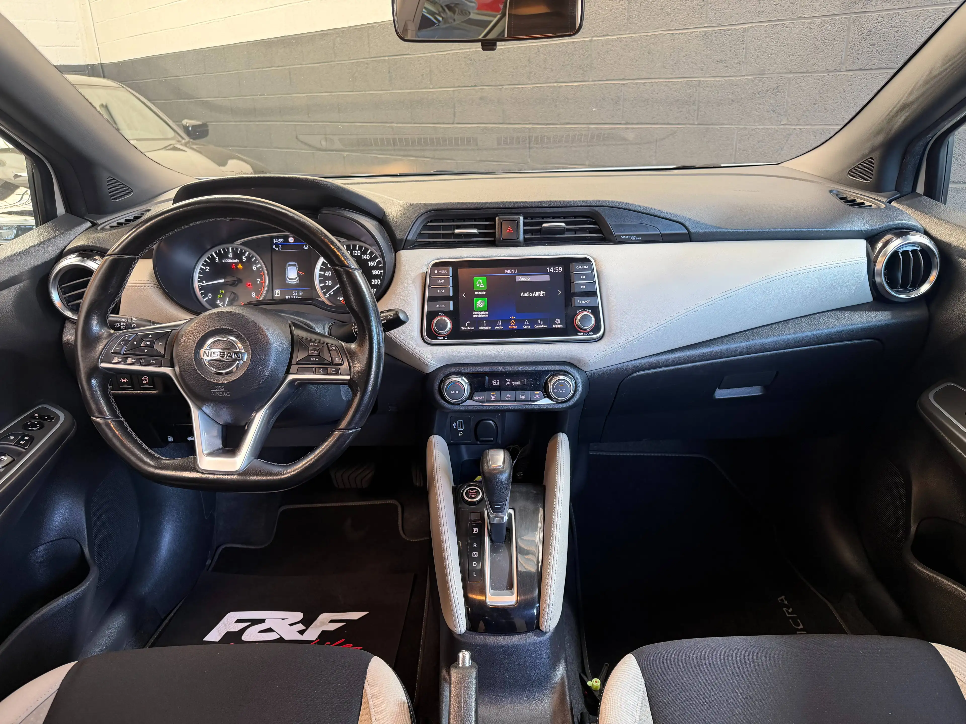 Nissan Micra Micra 1.0 IG-T Business Xtronic — photo 8