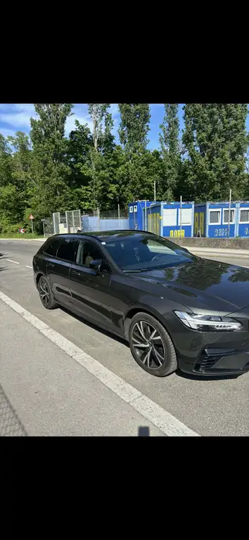 Volvo V90 2021 из Европы — купить под ключ