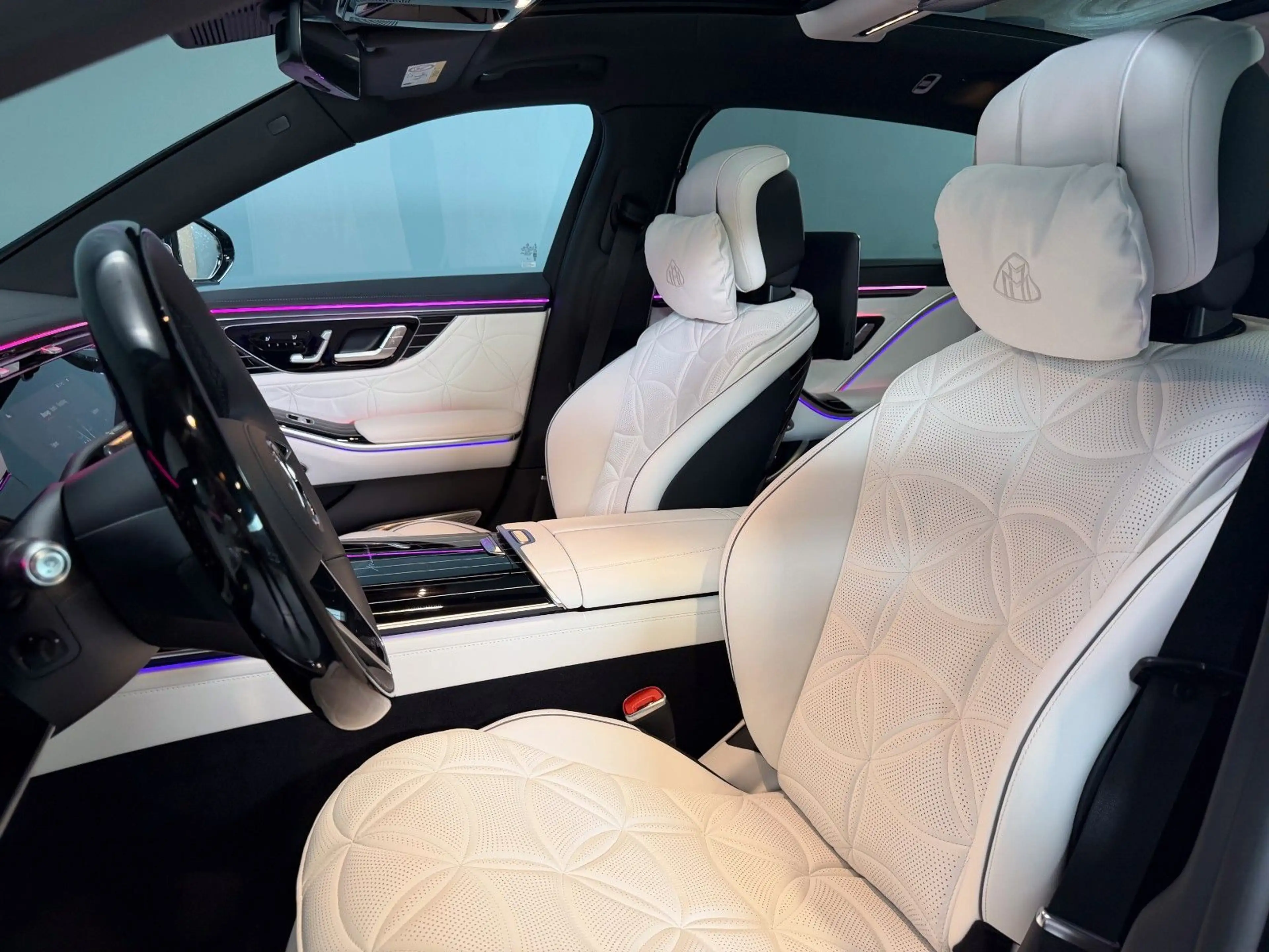 Mercedes-Benz S 680 LONG*MAYBACH*FACELIFT*MASSAGE*MANUFAKTUR — photo 15