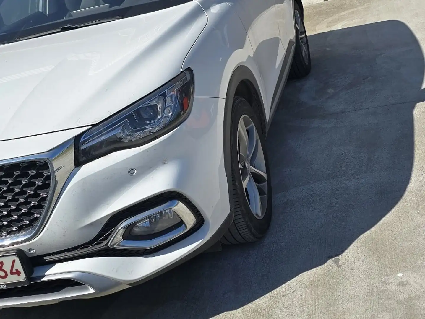 MG EHS 1.5 Turbo PHEV Luxury - 1