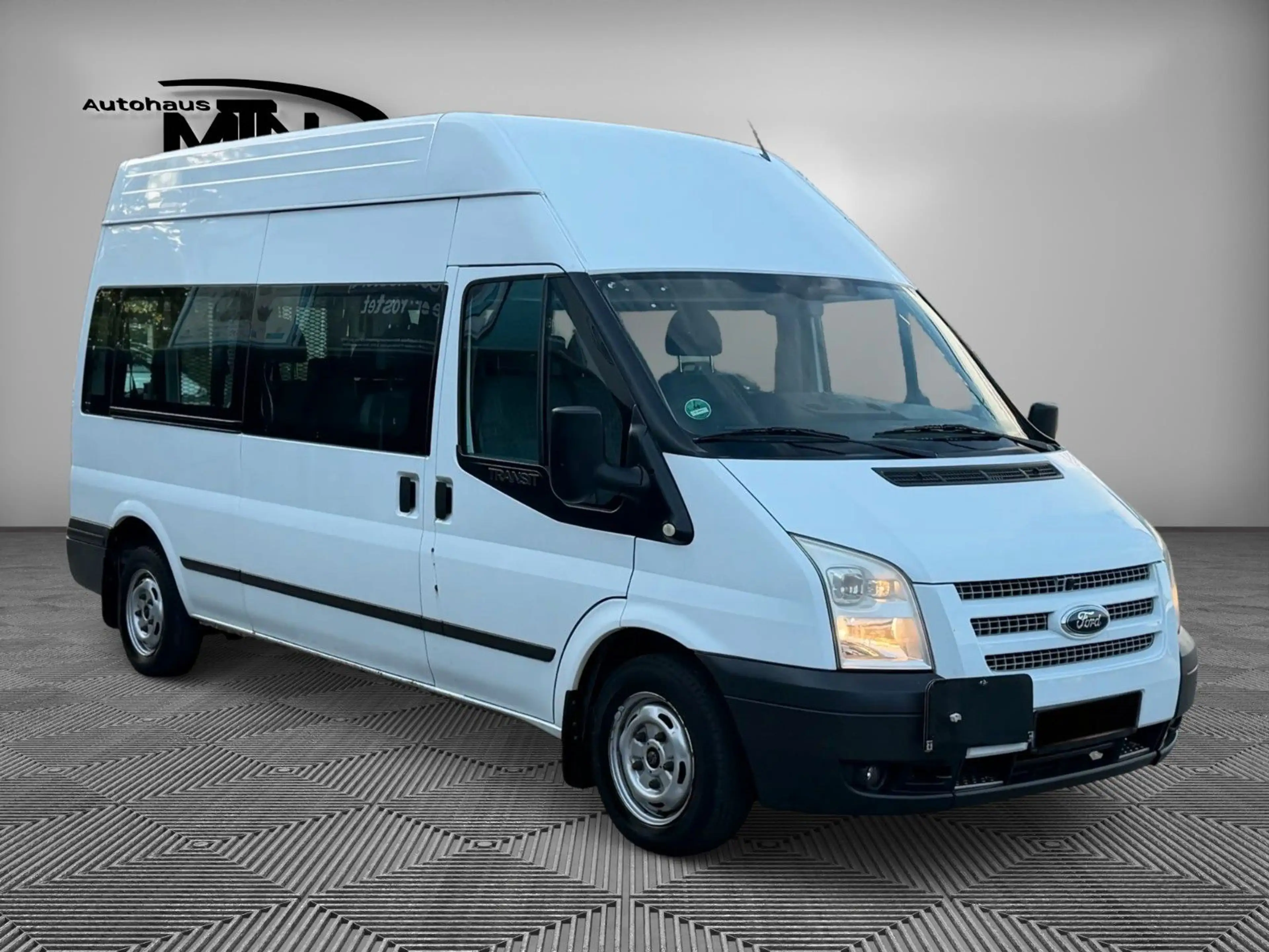 Ford Transit H3+L3 BUS 9.Sitzer Klima ROLLSTUHLLIFT — photo 7