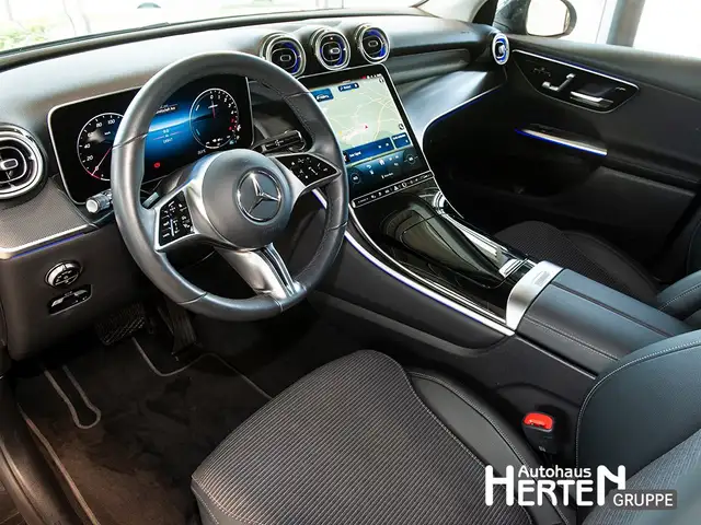 Mercedes-Benz GLC view 8