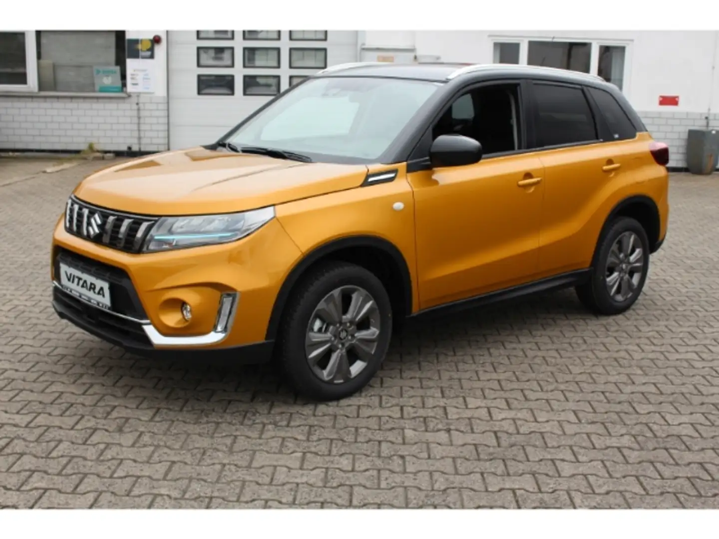 Suzuki Vitara 1.5 Comfort AGS ***SOFORT LIEFERBAR*** Gelb - 1