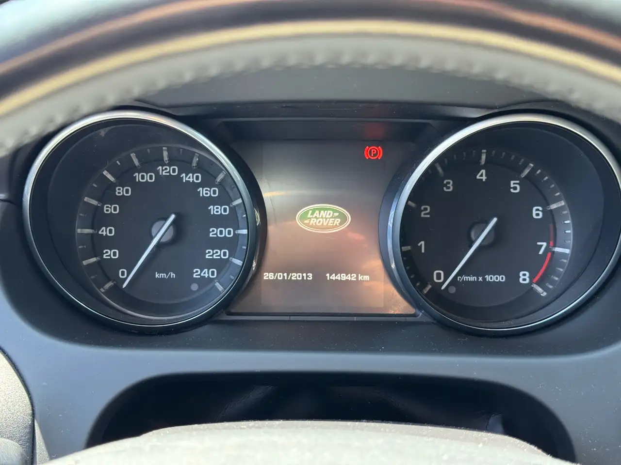 Land Rover Discovery Sport снимка Land Rover Discovery Sport