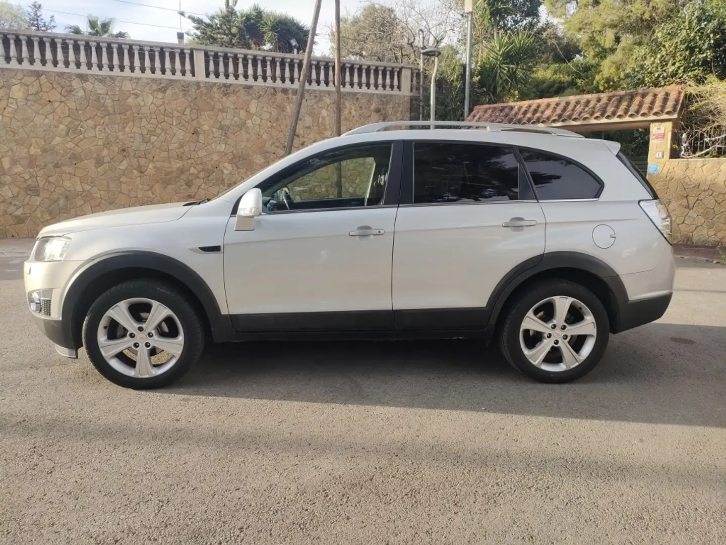 Chevrolet Captiva 2.2VCDI LTZ AWD Plateado - 2
