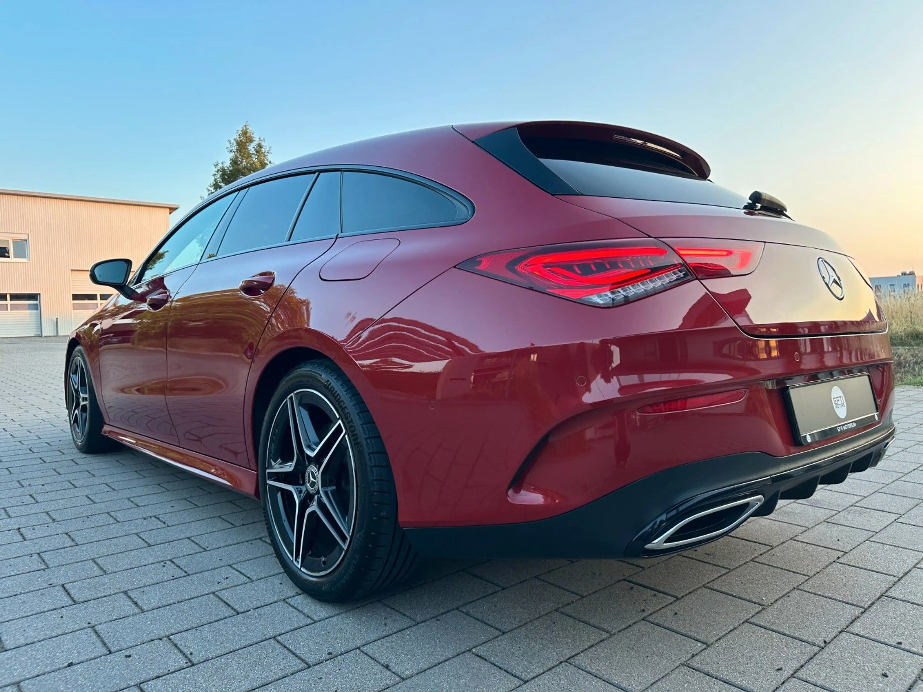 Mercedes-Benz CLA 200 AMG/Night/DesignoLack/Kamera/Ambiente — photo 13