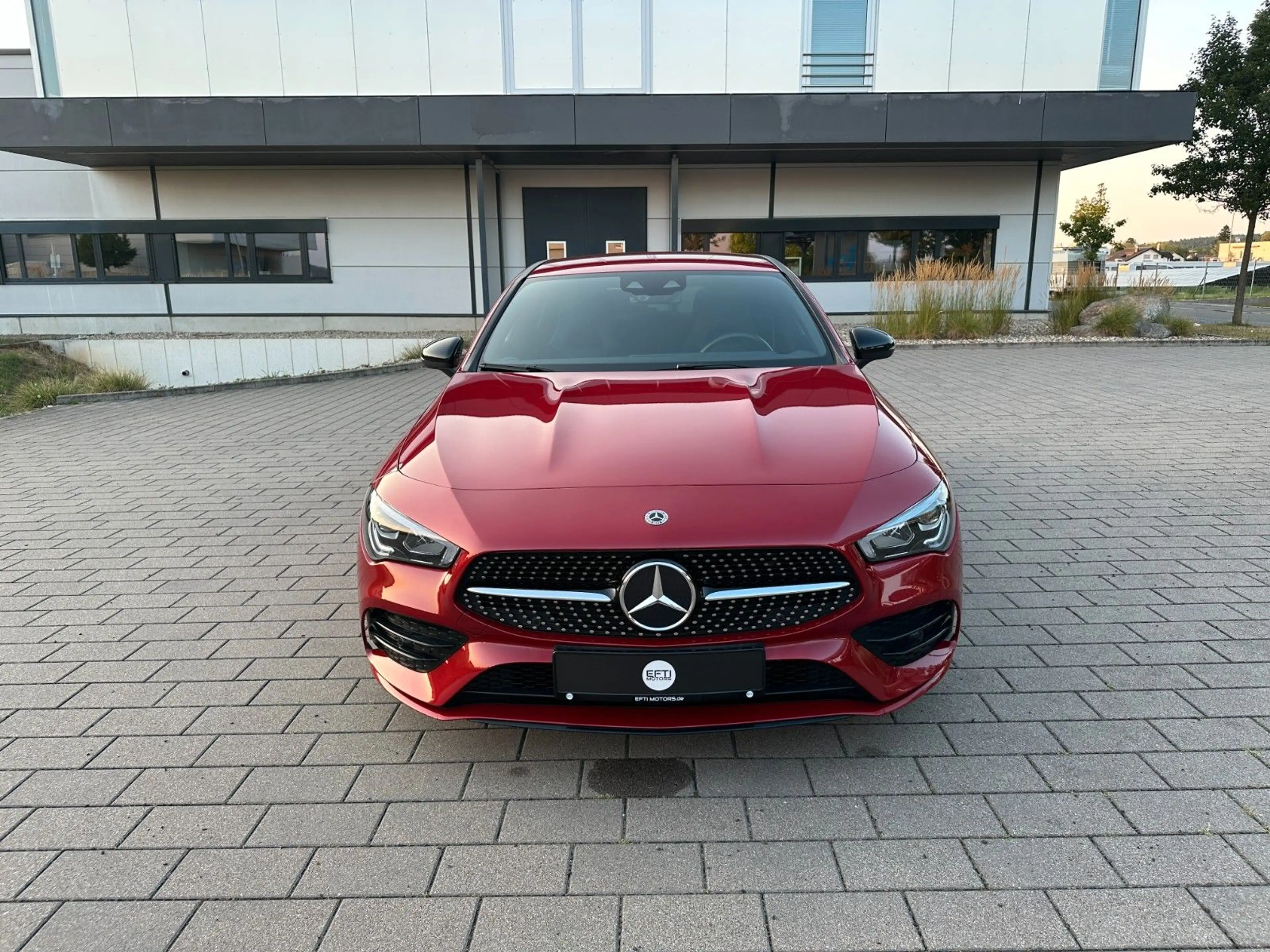 Mercedes-Benz CLA 200 AMG/Night/DesignoLack/Kamera/Ambiente — photo 8