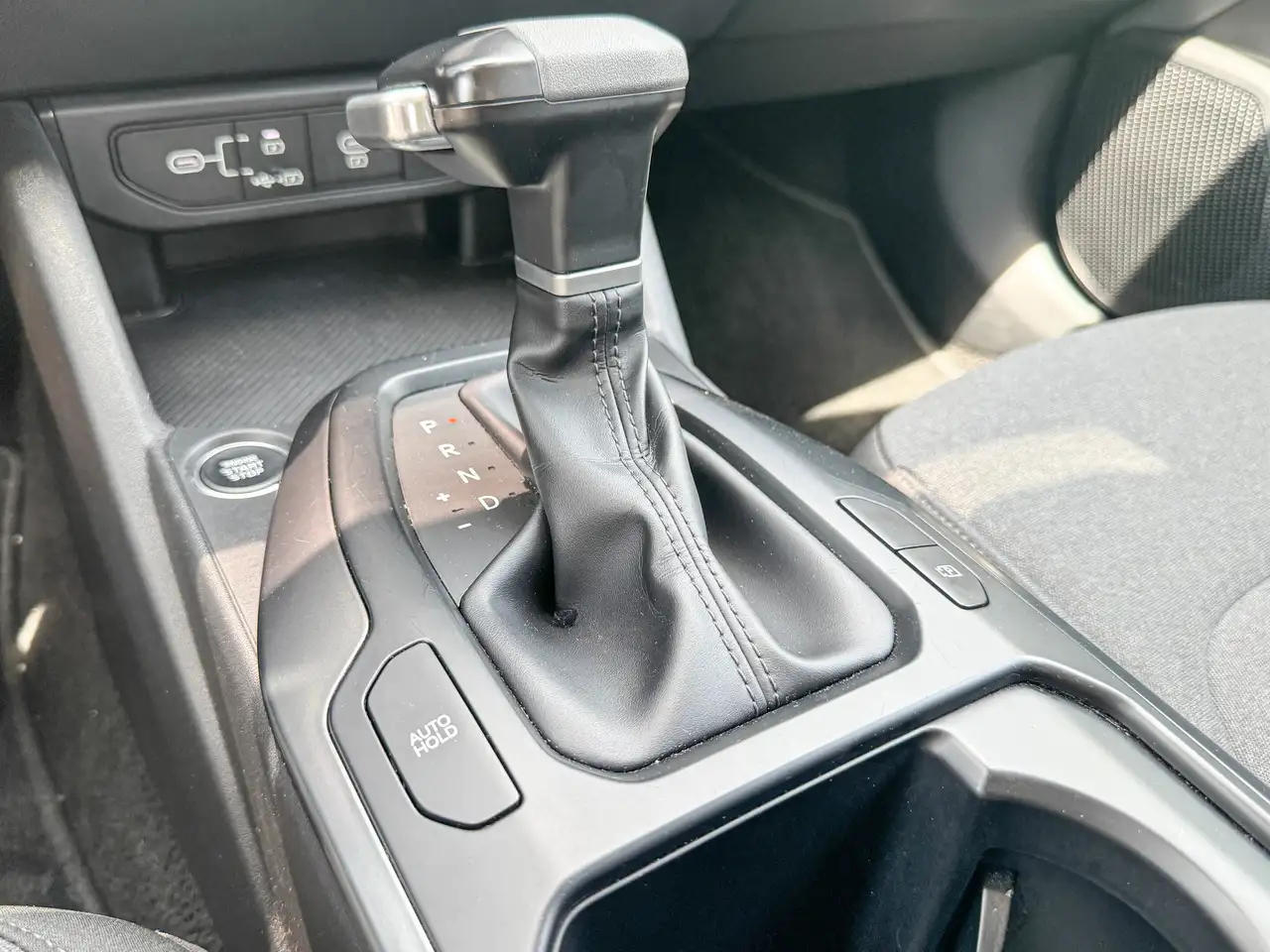Kia K4 снимка Kia K4