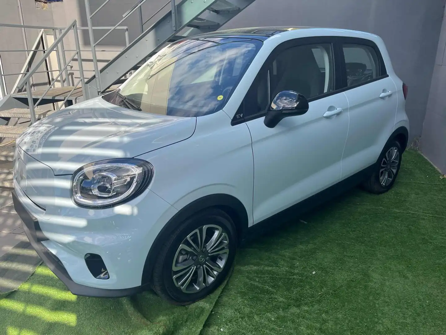 Leapmotor T03 70kW - 1