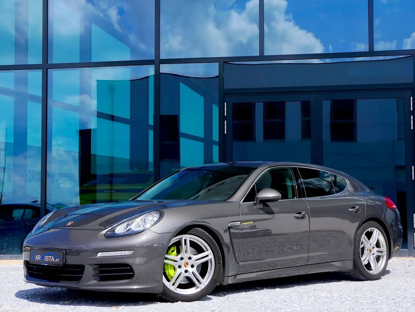 Porsche Panamera 3.0S PHEV e-Hybrid Silber - 1