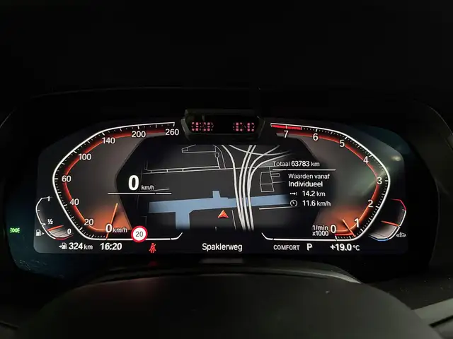 BMW X7 view 13