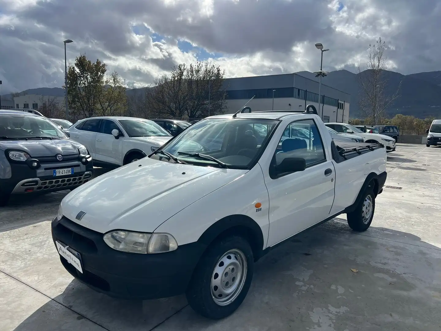 Fiat Strada 1.9 D -PICK UP- BEN TENUTO Bianco - 2