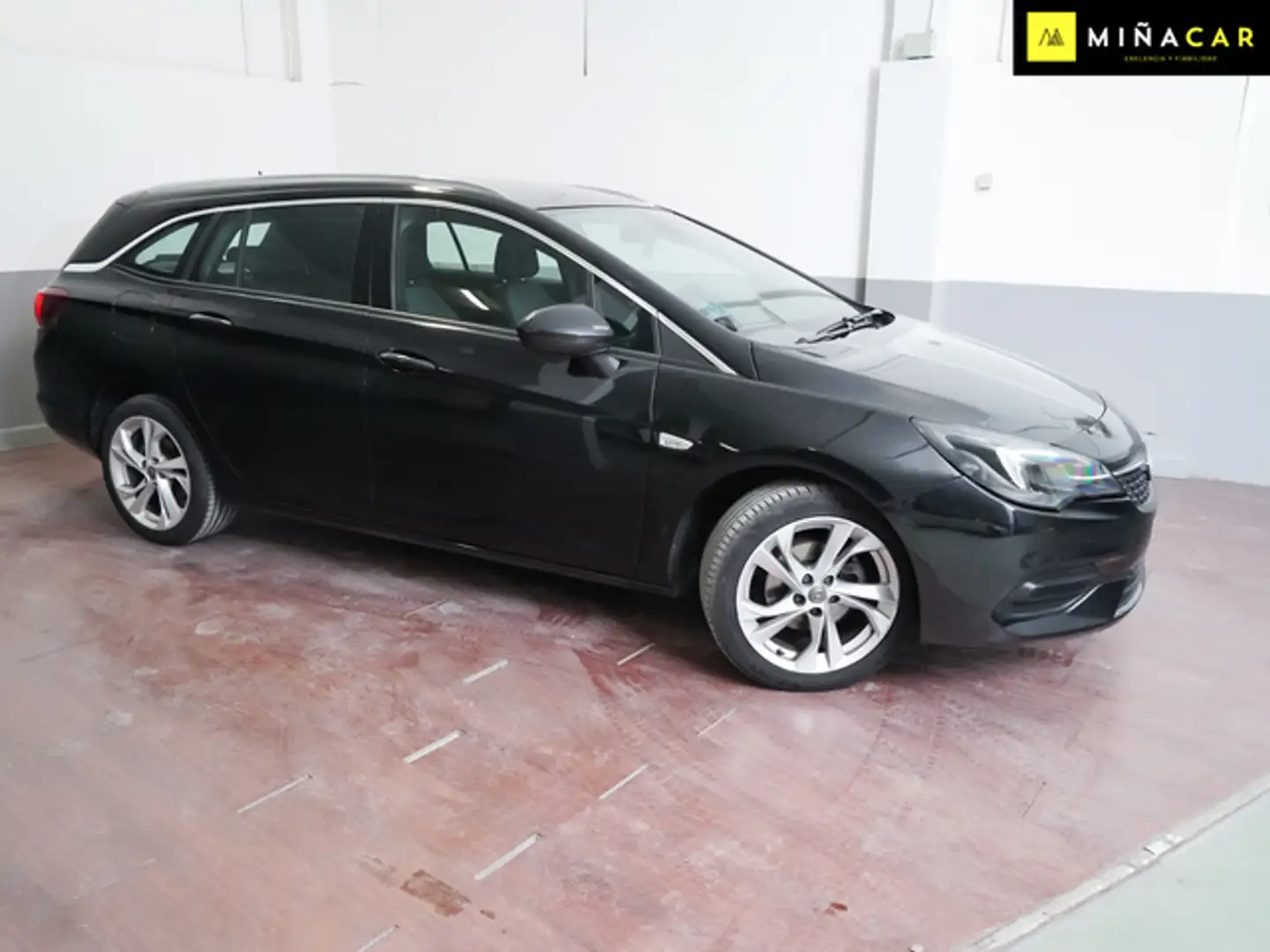 Opel Astra 1.2T XHT S/S Elegance 130 Negro - 2