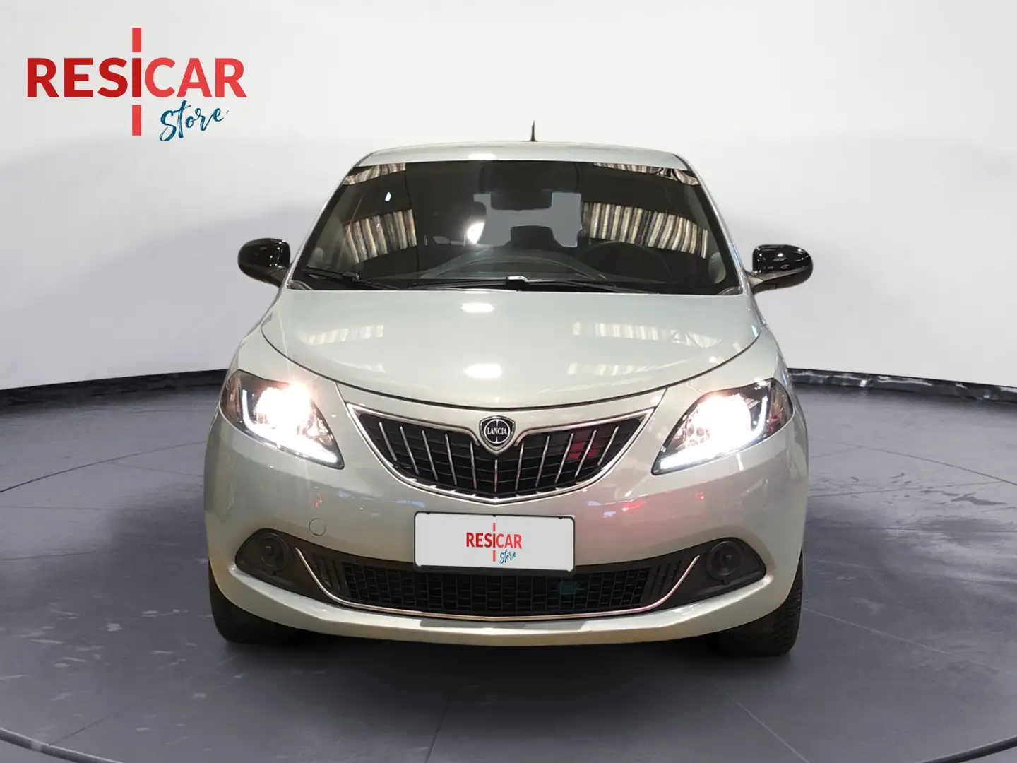 Lancia Ypsilon 1.2  Ecochic Blau - 2