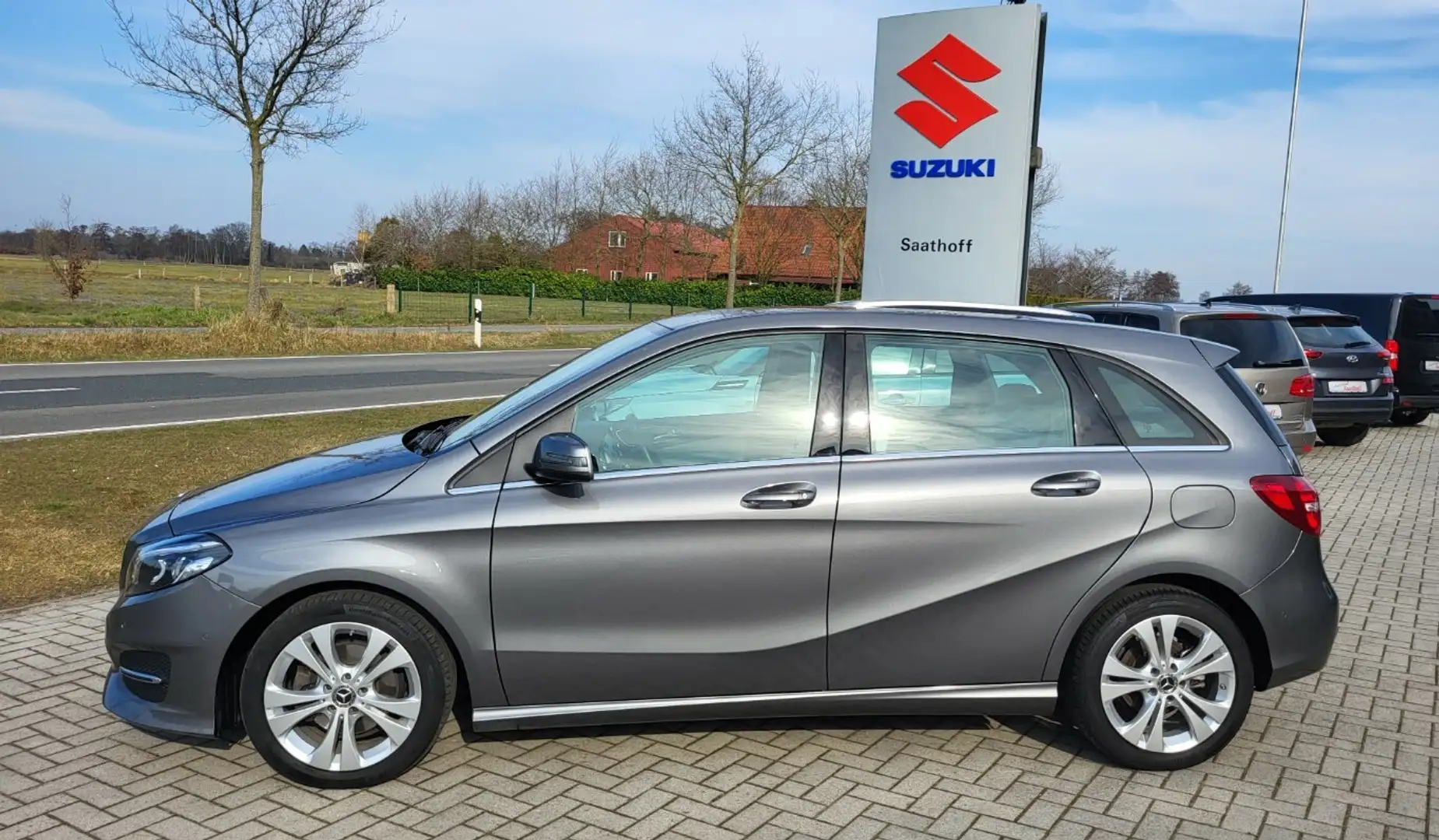 Mercedes-Benz B 200 CDI Urban Šedá - 2