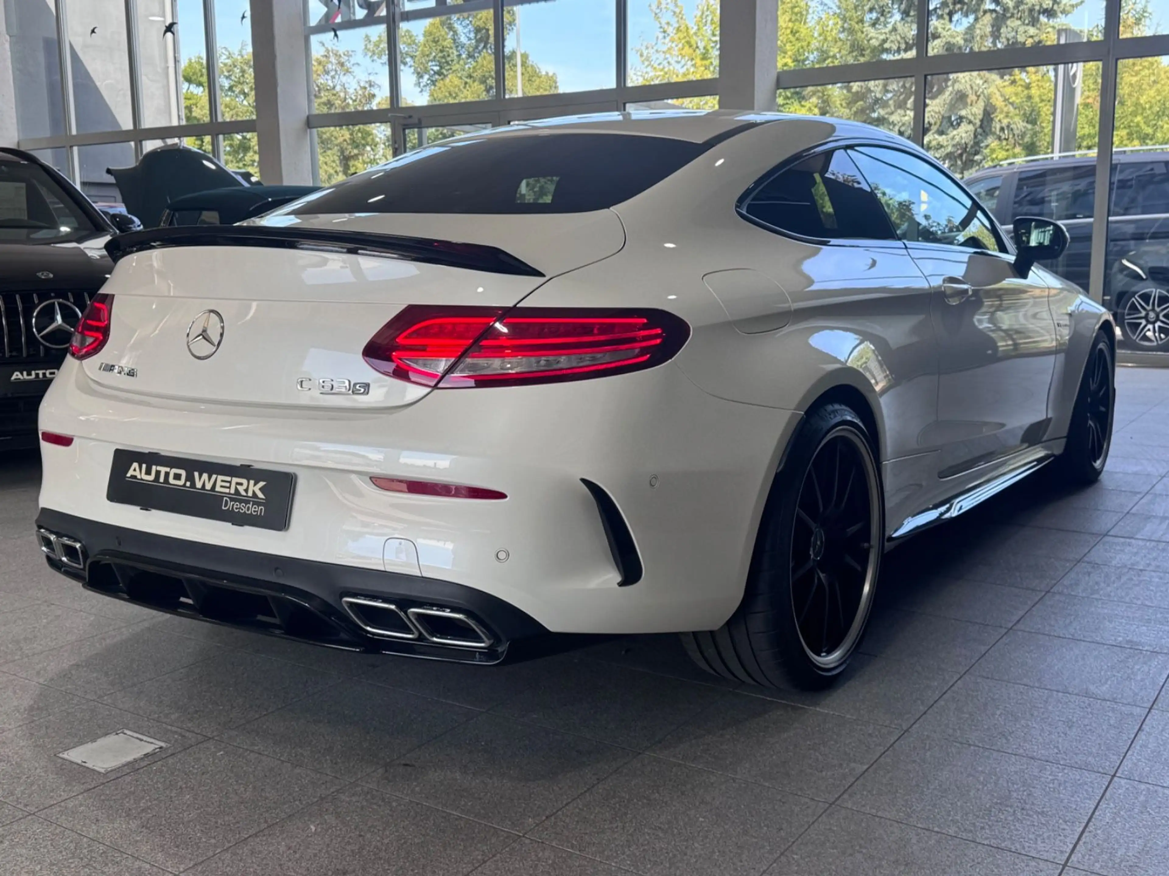 Mercedes-Benz C 63 AMG C 63 S AMG Edition 1*BURMESTER*DESIGNO*KLAPPE — photo 11