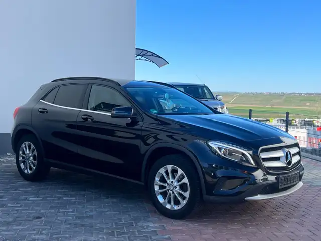 Mercedes-Benz GLA 200 CDI*KAMERA*NAVI*SHZ*