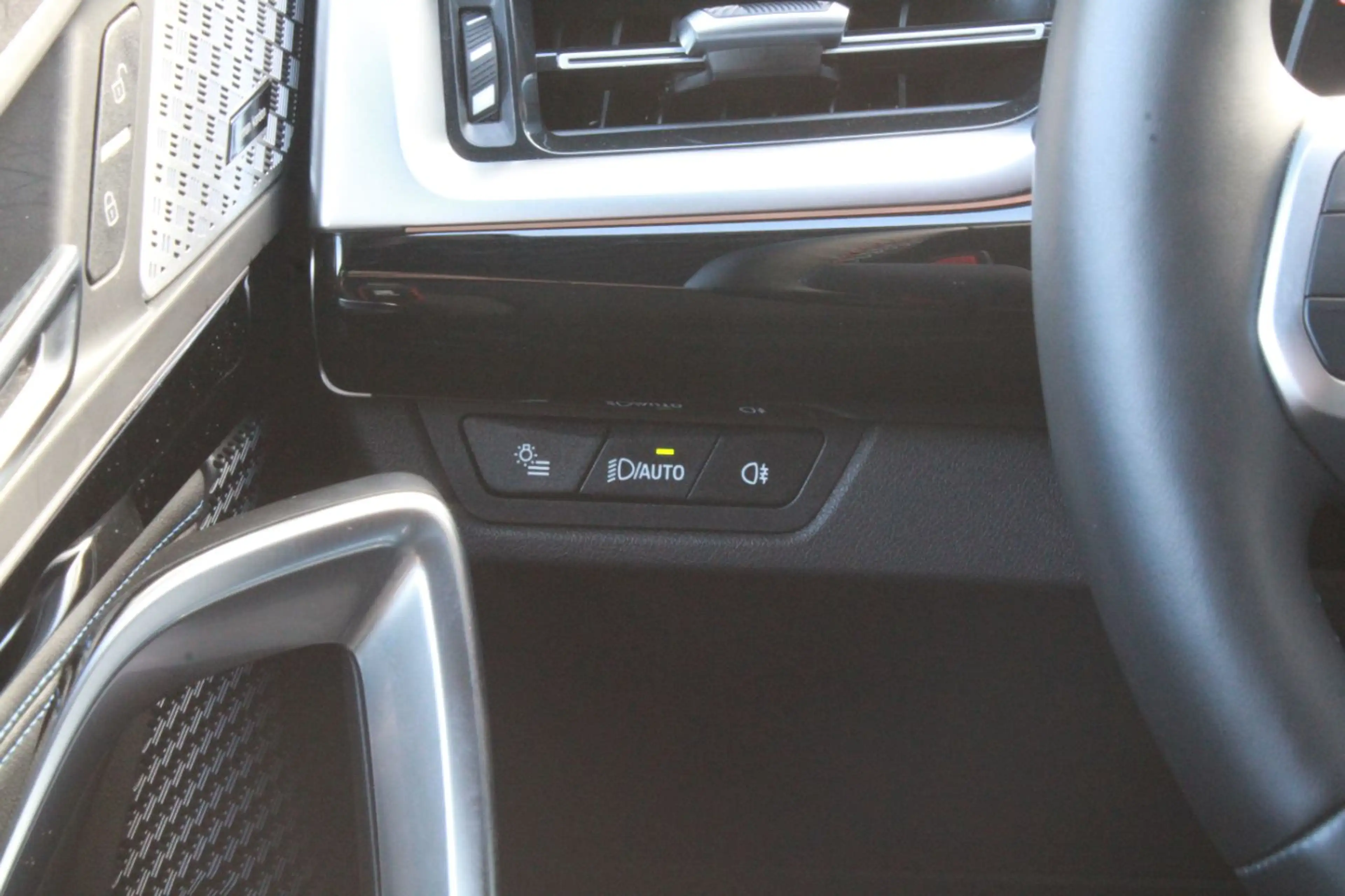 BMW X2 M35i xDrive M Sport pro Iconic AHK Harman HUD — photo 12